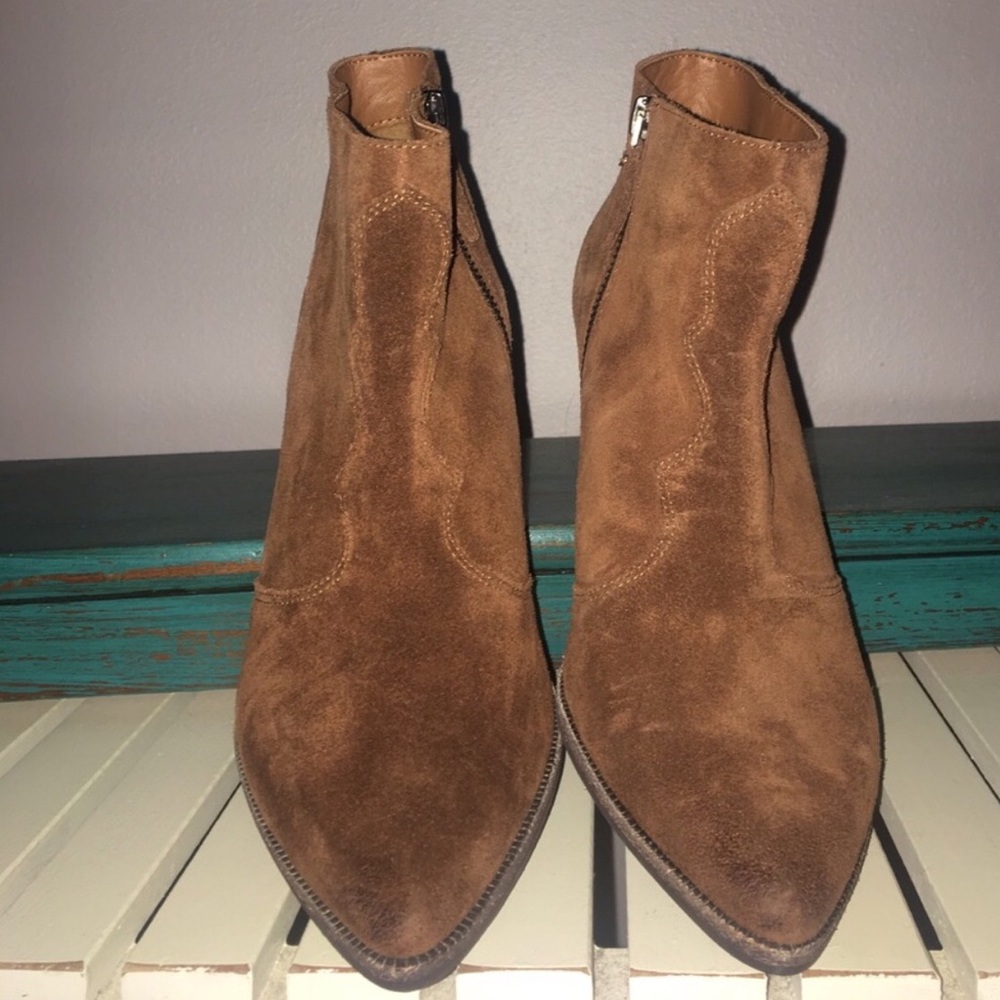Dolce Vita Pointed Toe Boot!